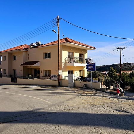 Lazaros Pissouri Apartments Eksteriør billede