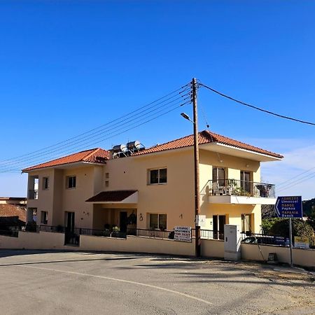 Lazaros Pissouri Apartments Eksteriør billede