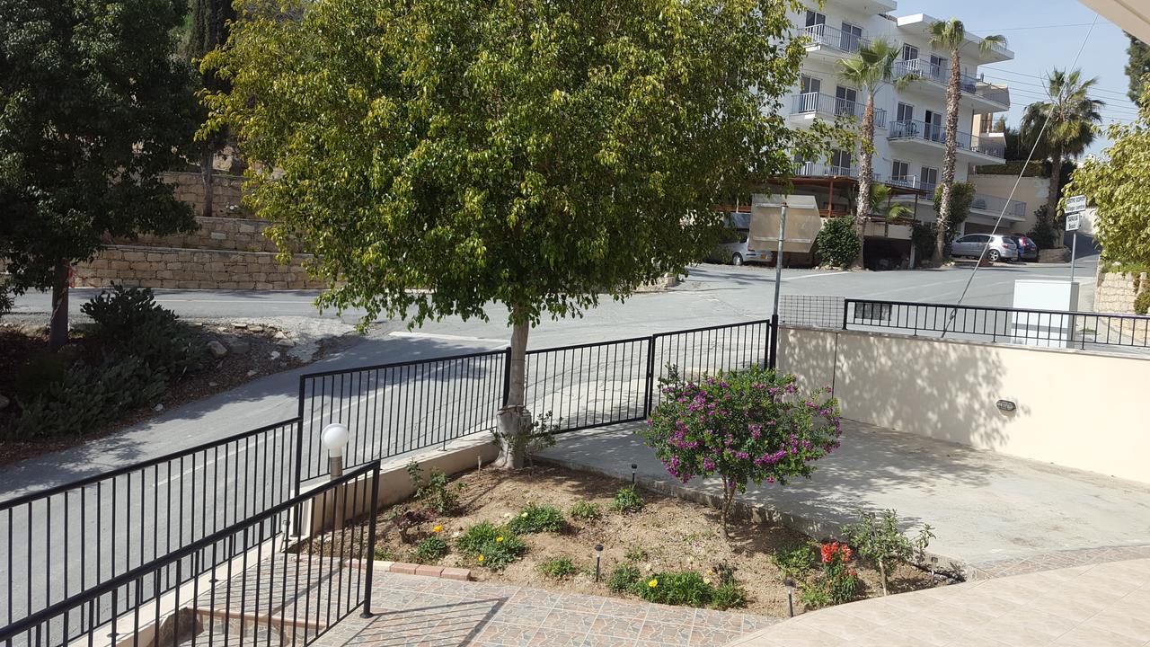 Lazaros Pissouri Apartments Eksteriør billede