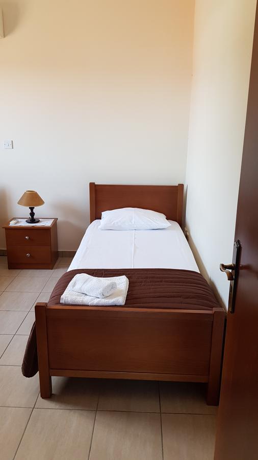Lazaros Pissouri Apartments Eksteriør billede