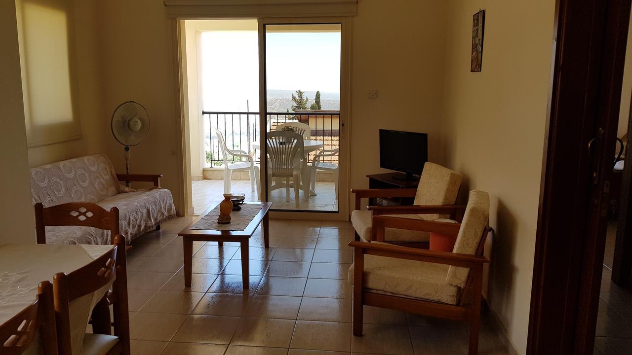 Lazaros Pissouri Apartments Eksteriør billede